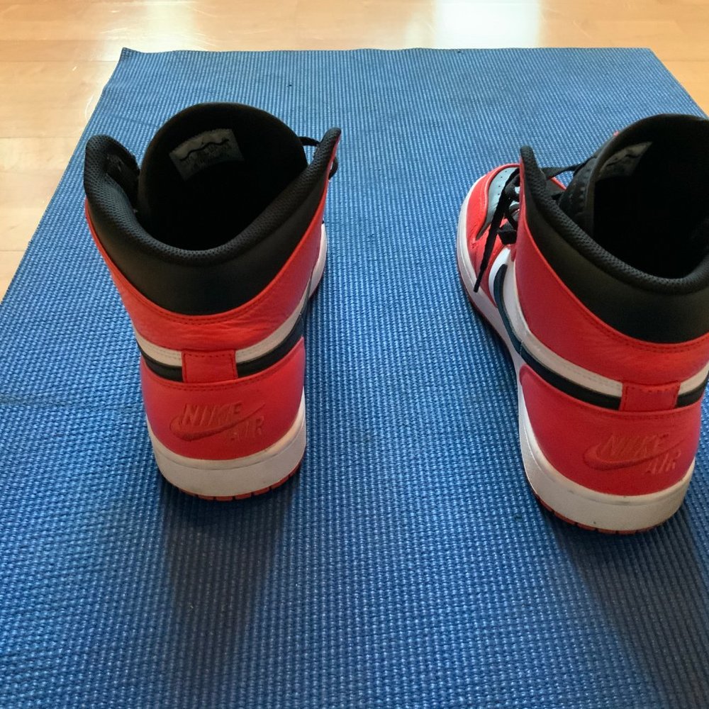 Jordans - Picture 3 of 4